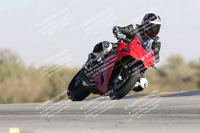 media/Dec-01-2025-Moto Forza (Mon) [[2daa91e15f]]/2-Intermediate Group/Session 2 Turn 9 Entry/